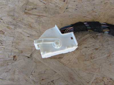 BMW 54 Pin White Connector w/ Pigtail 92531052